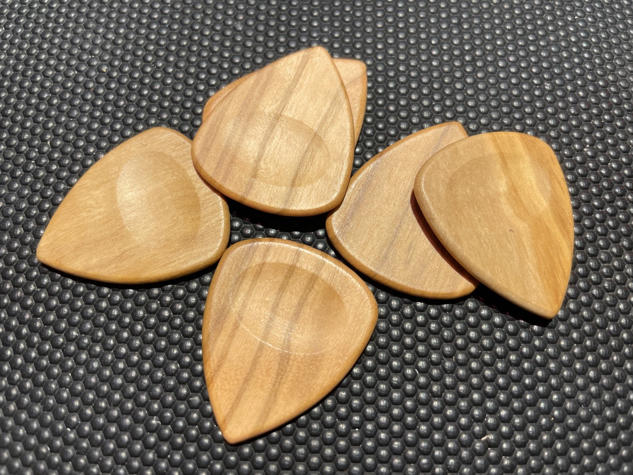 Blackhorn Olijf hout groot Houten plectrum
