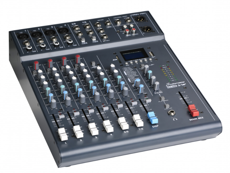 Studio Master club xs8 + Desktop mixer met effects