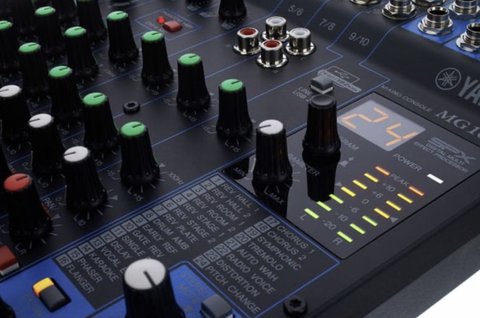 Yamaha MG10xu Desktop mixer