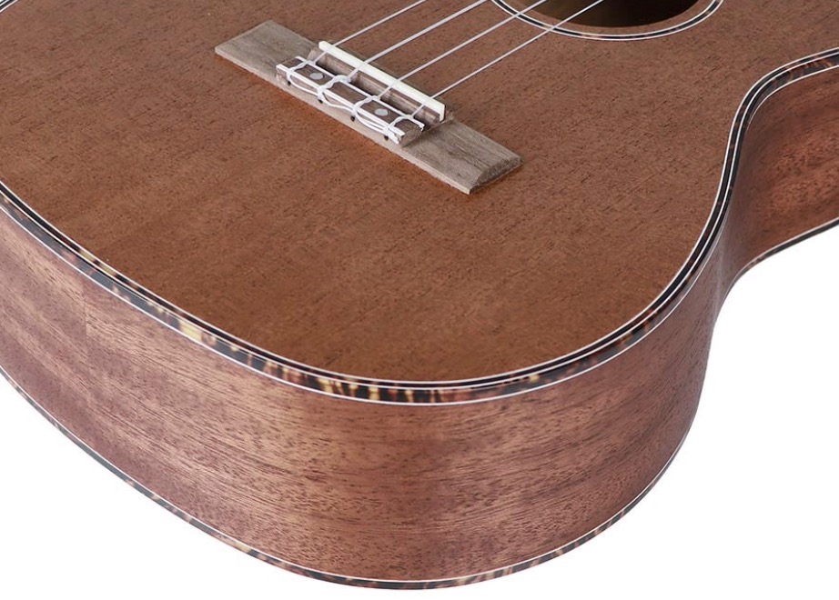 Korala UKB-210 Bariton ukelele