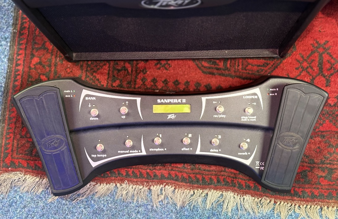 Peavey VIP2 Vypyr incl. footcontroller Combo versterker