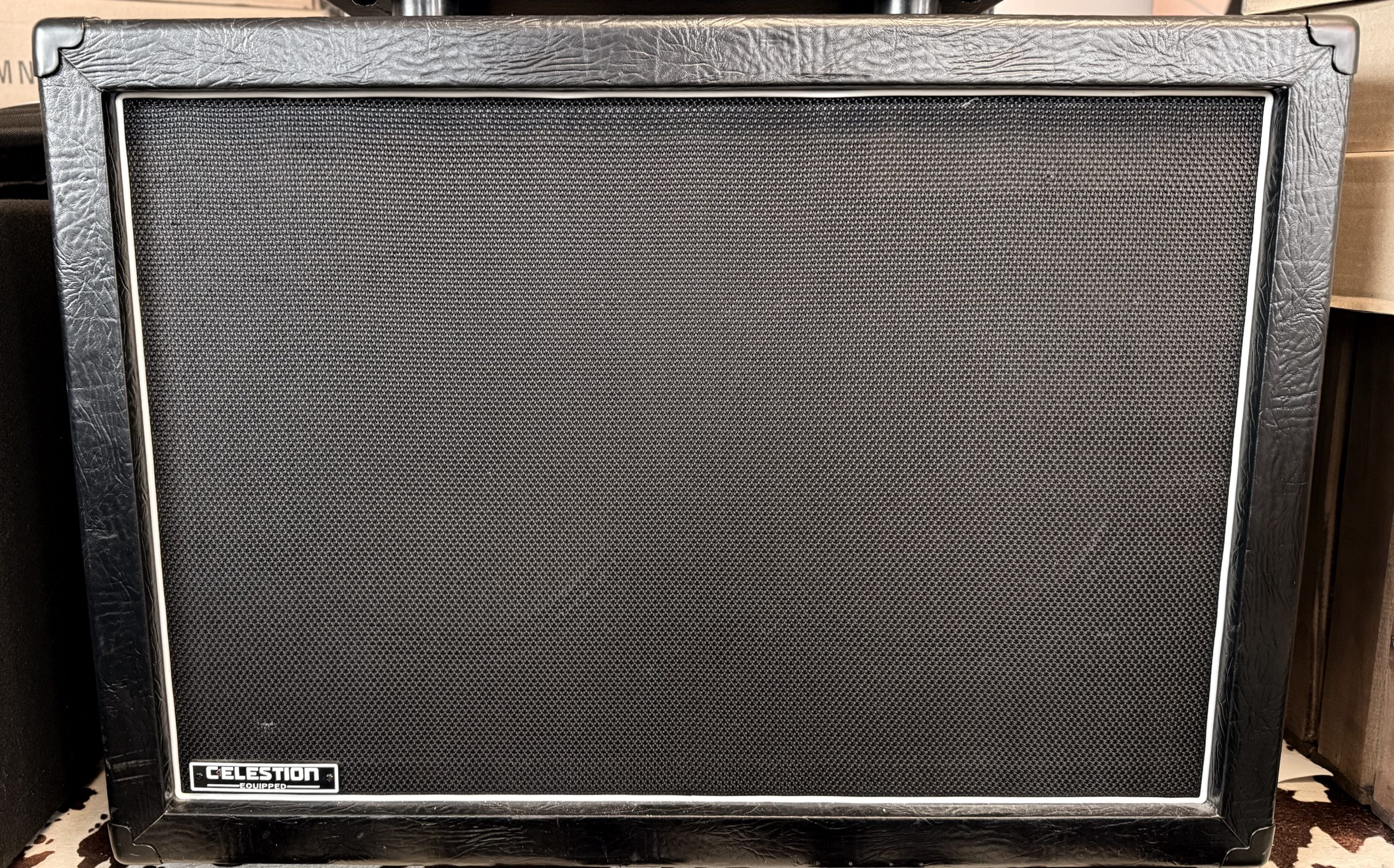 HB G212 Vintage Cabinet