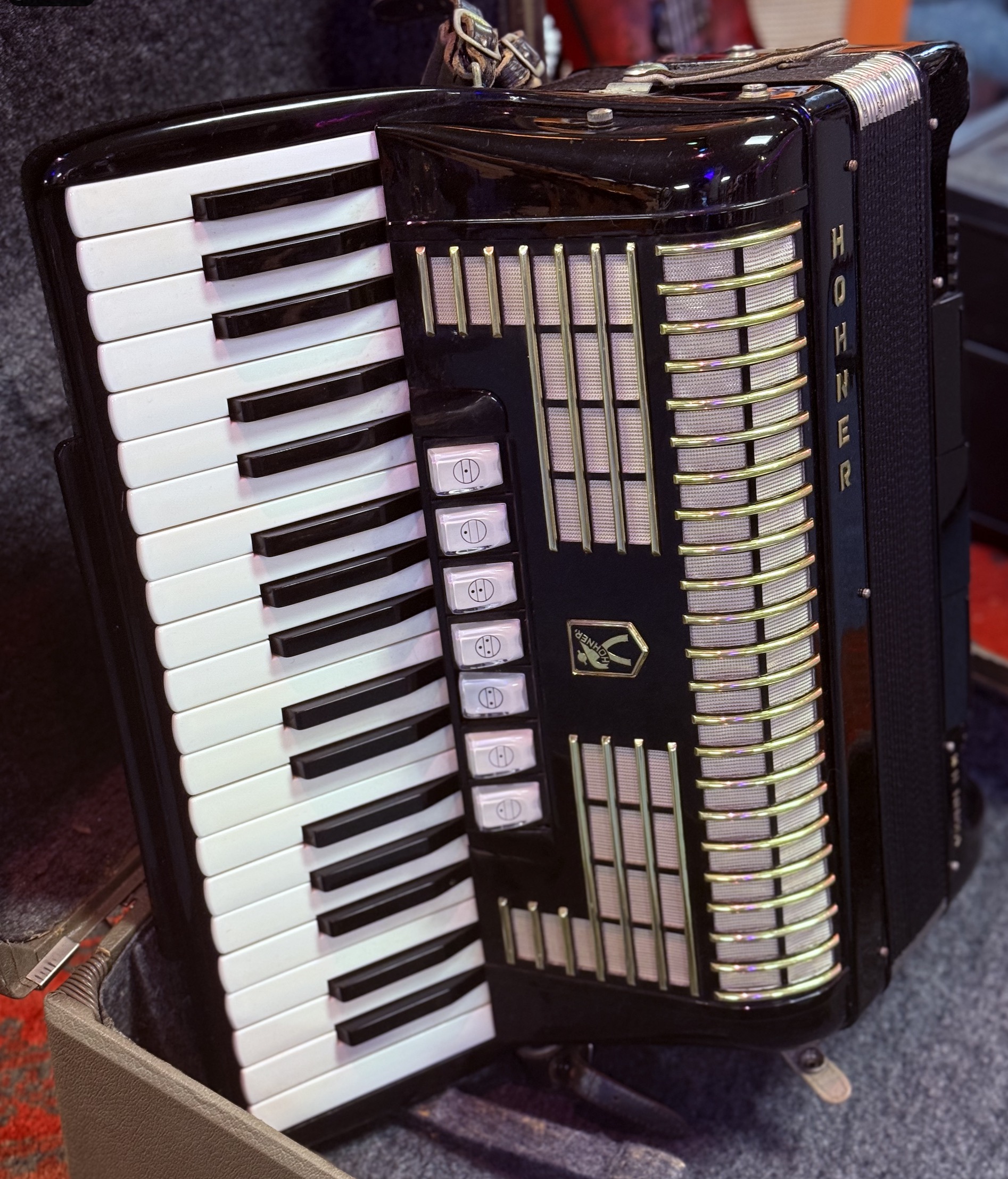 Hohner Verdi II N 96 bas accordeon