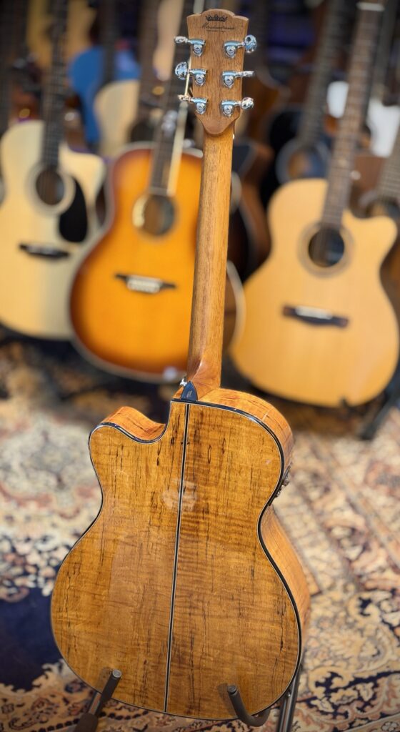 Merida DG15spomces Western gitaar met element
