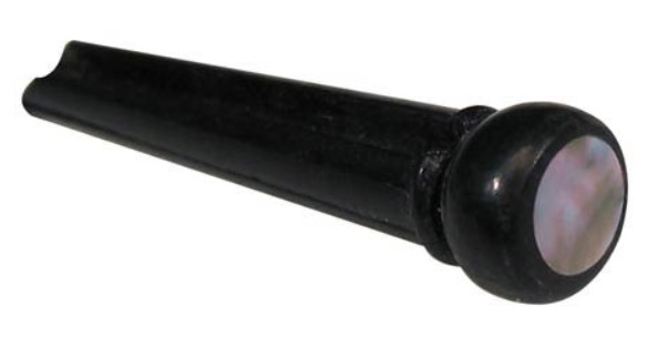 Blackhorn Black 'n pearl 5mm Kamstekker zwart met stip