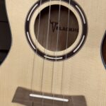 Blackhorn BU10-SPR Solid Top  Concert ukelele