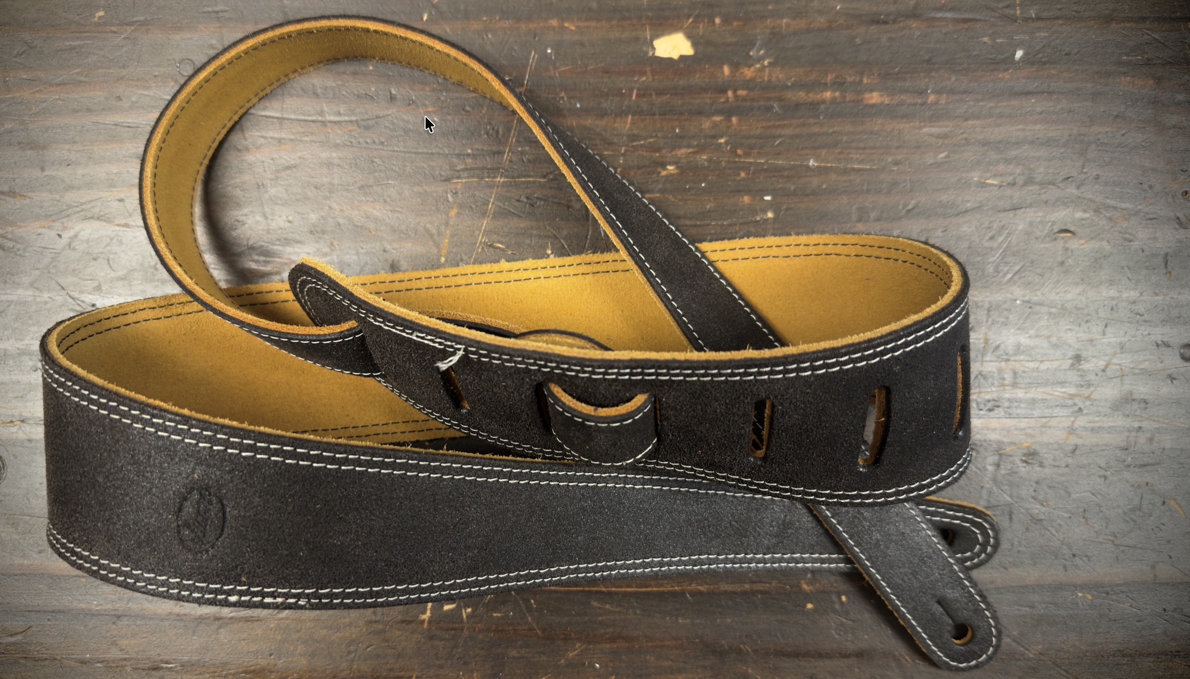 Blackhorn Leather Deluxe zw s-lb Lederen gitaarriem