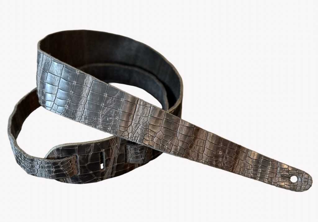 Blackhorn 6 Solid Leather gz ali str 1 Lederen gitaarriem met struktuur/patroon