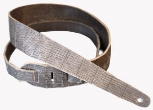 Blackhorn 6 Solid Leather bk old tree 1 Lederen gitaarriem met struktuur/patroon