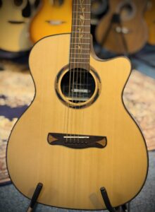 Merida A17GACEH ALCAZABA Western gitaar met element