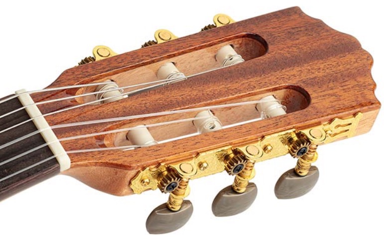 Salvador Cortez CC22  solid cedar top Klassieke gitaar